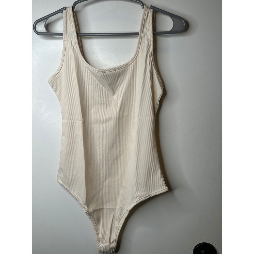 Cream Ribbed Sleeveless Scoop Neck Bodysuit Tank Top Medium
